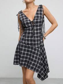 COUREZ Asymmetric Hem Layering Dress In Check Plaid With Lace Up Detail/Y2K Grunge Summer Clothes For Women Concert Outfits Halloween Black Plaid - Black and White - View 4
