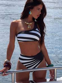 SHEIN Swim Summer 2pcs/Set New Color Block One Shoulder Bikini Top And High Waist Swim Shorts, Ladies Casual Sports Bikini Set Set - Black and White - View 1