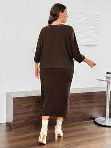 SHEIN LUNE Plus Size Fashion Textured T-Shirt And Long Skirt 2 Pieces Set Back To School Brunch Dinner Going Out Outfits Office Wear For Women Autumn Brown Fall - Coffee Brown - View 9