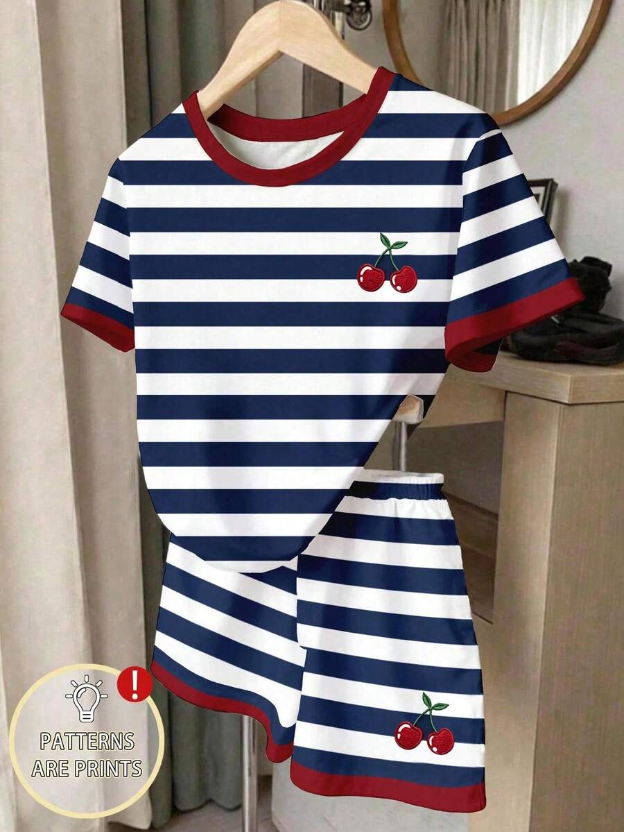 SHEIN 女童2件組休閒復古彩色條紋櫻桃印花圓領短袖T恤與短褲套裝,舒適春夏秋冬風格,適合日常穿著,年輕女孩復古水果條紋經典四季穿搭 - 白色 - 查看 1