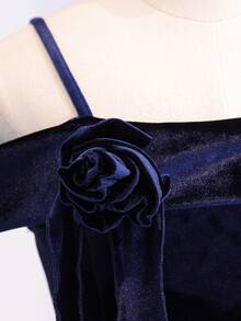 女童天鵝絨長洋裝，藍色天鵝絨正式禮服，秋冬款 - 藍色 - 查看 4