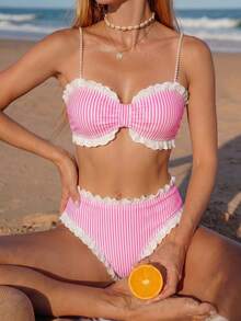 Swim Mod Set Bikini Pantai Musim Panas Baru dengan Hiasan Renda, Manis dan Lucu, Bergaris Merah Muda dan Putih dengan Trim Rumbai - Berwarna merah muda - View 1