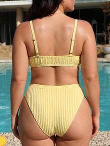 Swim Vcay 2026 New Spring/Summer Yellow Textured Fabric Silver U-Shaped Decor Bikini Set Suitable For Beach And Vacation - Yellow - View 2