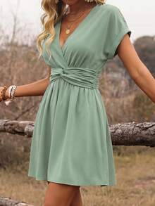SHEIN Holidaya Women's Mint Green Mix-And-Match Collar Dropped Shoulder Cuffed Sleeve Waist Knot Cinched Waist Back Ruched Elastic Short Dress, Exquisite Elegant Casual French Romantic Vacation Vintage Office Commute Workplace Women's Beach Style European And American Style Casual Seaside Street Style Minimalist Versatile Dress, Afternoon Tea Party Valentine's Day Wedding Season Spring Summer New - Mint Green - View 4