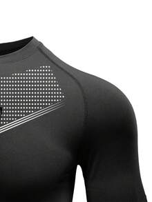GymBeat Men's Spider Print Raglan Short Sleeve Sports T-Shirt, Gym - Black - View 4