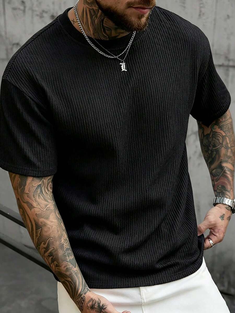 Manfinity CasualCool 男士藍色紋理百褶成熟風T恤,適合春夏 - 黑色 - 查看 1