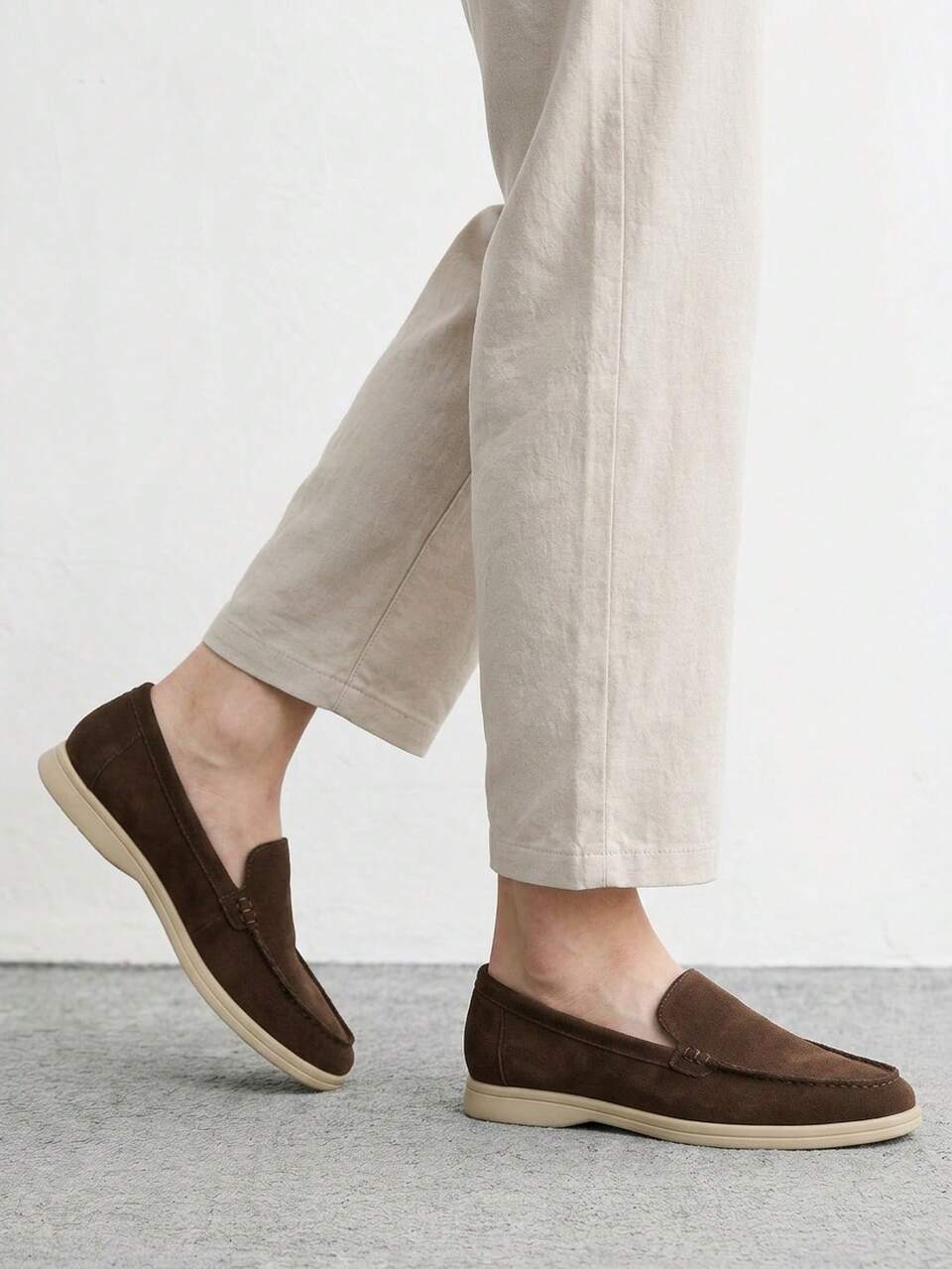 CUCCOO BIZCHIC Women's Flat-Bottomed Round Toe, Brown Suede, Comfortable Commuting, Women's Flat-Bottomed Shoes, Loafers, Suitable For Outdoor Vacation, Daily Commuting, Shopping To Work, Comfortable Leisure, Flat-Bottomed Women's Shoes