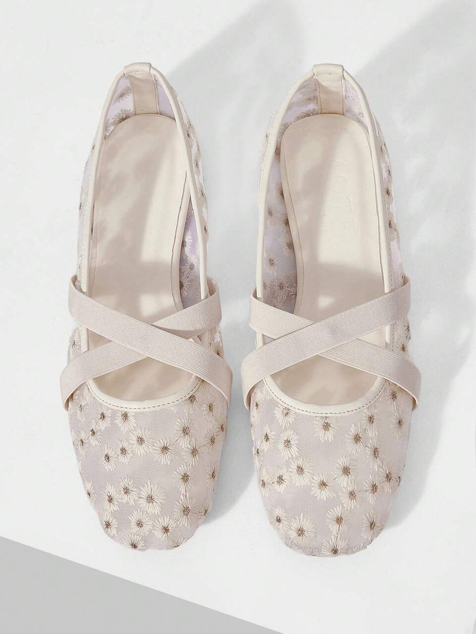 EMBROIDERED MESH FLAT SHOES WOMEN'S 2026 SPRING AND SUMMER NEW CROSS-STRAP BALLET SHOES ROUND TOE DAISIES FLORAL FAIRY SHOES WOMEN
