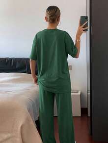 DAZY 女款字母印花寬鬆短袖上衣與長褲兩件式休閒套裝 夏季睡衣 - 綠色 - 查看 2
