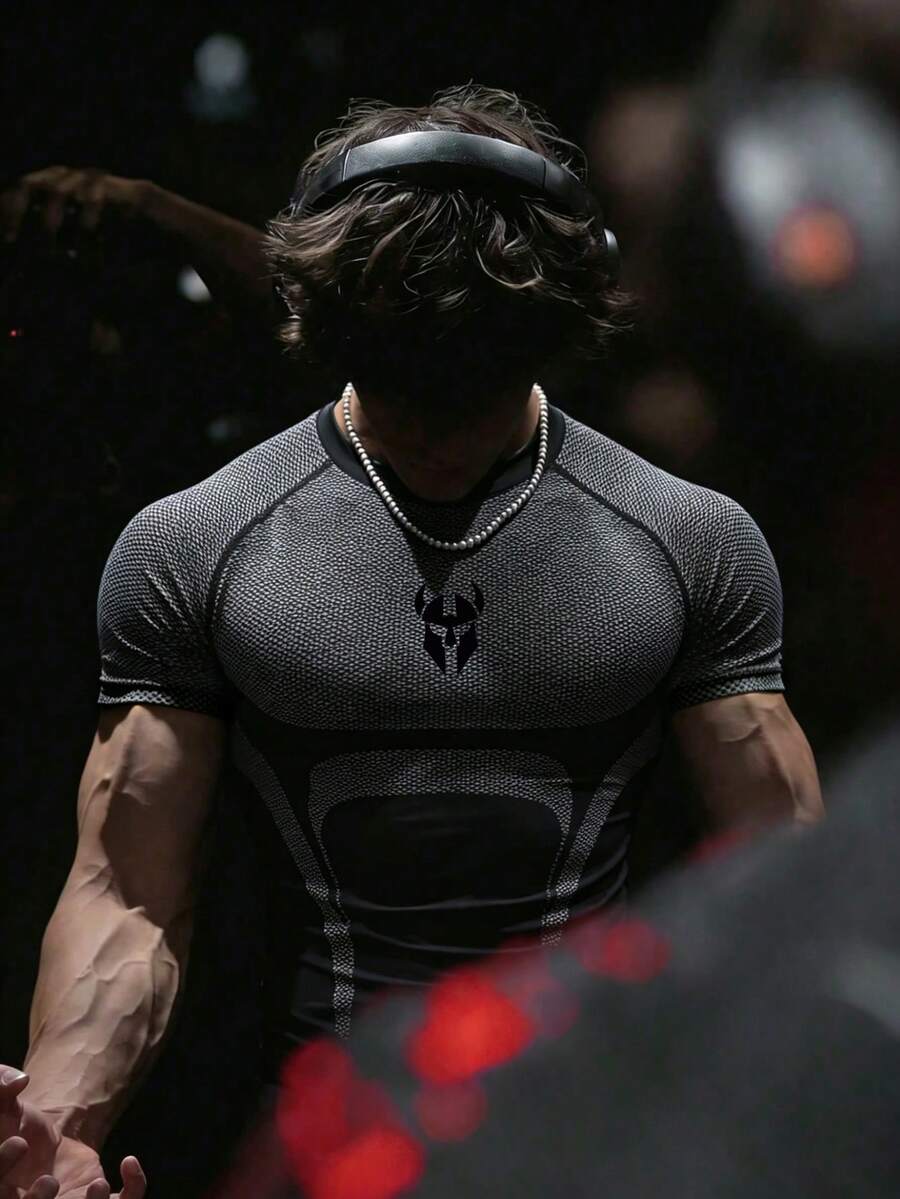 RISE LYT Men's Contrast Color Versatile Fashion Round Neck Short Sleeve Sports T-Shirt, Gym - Multicolor - View 1