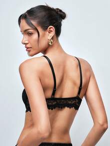 Softvol Peach Girl Black Sexy Lace Front Closure Bra, Women's Thin Cup Comfortable Breathable Pleated Bra - Black - View 3