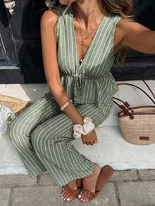 Serisse Casual Minimalist Green Striped Women's 2 Pieces Set Suitable For Summer - Green - View 6