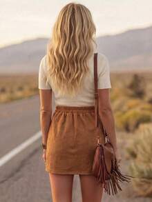 LanaWest Rok Suede Boho Wanita Gaya Western Kasual dengan Pinggang Elastis di Belakang dan Rumbai Asimetris - Coklat - View 3