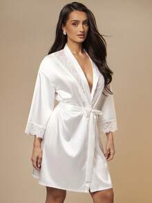Silquee Vestaglia da donna in raso con bordi in pizzo, abbigliamento da relax di lusso, adatta per l'autunno e l'inverno - Bianco - Visualizzare 7