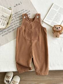 SHEIN Vintaside Kids 嬰兒女童中性 0-3 歲幼兒春秋款愛心印花粉色燈芯絨吊帶褲套裝，胸前口袋設計，休閒版型，適合外出與居家休閒 - 卡其色 - 查看 3