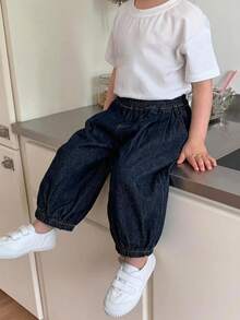 SHEIN 女嬰時尚休閒款柔軟深藍色牛仔寬鬆錐形牛仔褲，秋冬開學季日常穿搭 - 深色水洗藍 - 查看 6