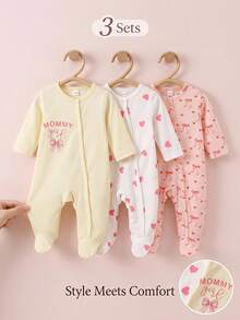 SHEIN 新生兒嬰兒 3 件套可愛粉色夏季連身褲 針織愛心滿版印花 MOMMY 女孩蝴蝶結長袖按扣家庭套裝 - 彩色 - 查看 9