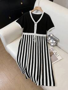 SHEIN CURVE+ Plus Size Colorblock Striped Patchwork Knit Dress Zoey 2 Pieces Set Zanea, Winter 2026 22W - Black and White - View 7