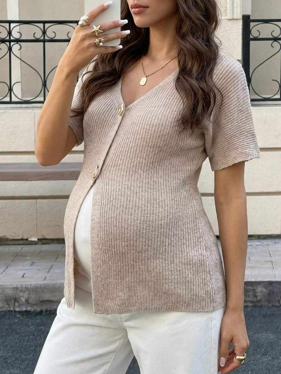 MaterniWear 孕婦針織短袖幾何鈕扣開襟衫，適合日常穿著、聚會、戶外活動、通勤、街頭風、度假