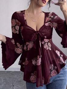 Rafferiza 法式休閒性感度假風 女款網紗花卉蝴蝶結不對稱下擺荷葉邊長袖 Ibiza 風格 T-shirt - 酒紅色 - 查看 3