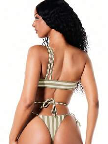 SUMWON WOMEN Set Bikini Asimetris Bergaris Satu Bahu dengan Detail Cincin O dan Bagian Bawah Ikat Samping untuk Pantai Musim Panas - Khaki - View 2
