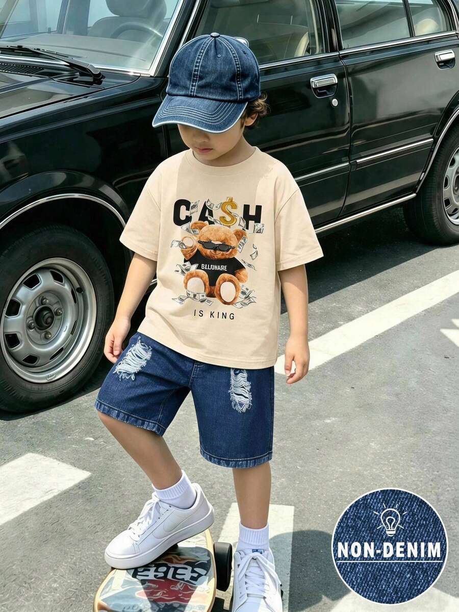 SHEIN 2件組小男孩趣味可愛印花上衣與水洗短褲,圖案風格活潑有趣,丹寧水洗工藝精緻,時尚優雅,適合4-7歲兒童日常休閒穿著 - 卡其色 - 查看 1