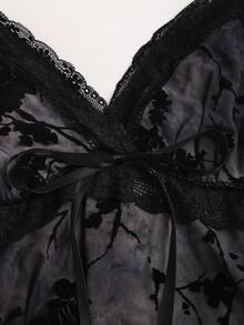Sweetra 女款黑色花卉夏季性感夜店背心，復古時尚蕾絲不對稱雙層荷葉邊下擺，細肩帶V領蝴蝶結上衣 - 黑色 - 查看 5