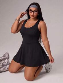 Easithlete Plus Size Women's Spring/Summer Sports Dress, Black Fitted U-Back Criss-Cross Ruffle Hem With Separate Shorts And Pockets, Athletic Gym - Black - View 2