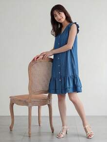 Yumoku 女款純色V領單排扣休閒荷葉袖洋裝 - 藍色 - 查看 3