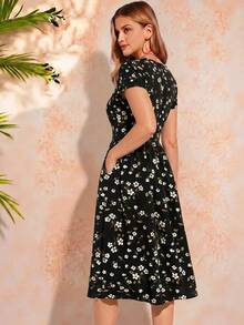 Amorya Women's Floral V-Neck Pocket Elegant Vacation Dress - Black - View 2