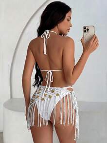 Swim SXY Conjunto de playa de 3 piezas para mujer de verano y vacaciones, top de bikini halter con lazo, espalda descubierta, sexy, de alta gama, color liso, estilo europeo y americano, hecho a mano, con patchwork calado, lentejuelas plateadas reflectantes tipo espejo y falda con pañuelo y flecos - Blanco - Ver 2