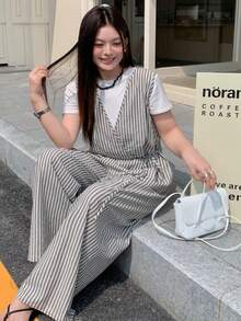 Dazy Plus 女款時尚條紋V領無袖休閒長褲連身褲，交叉門襟層次設計，大尺碼春夏長版連身褲 - 灰色 - 查看 4