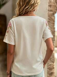 SHEIN Holidaya Women's Faux Embroidery Casual Boho Vacation Round Neck Short Sleeve T-Shirt Vacation Beige Summer - Apricot - View 2