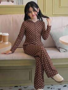 SHEIN 青少年女孩休閒可愛純色棕色波點印花針織長袖連帽外套與寬腿褲2件套 秋冬返校穿搭 - 棕色 - 查看 12