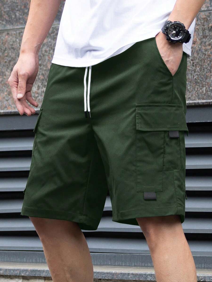 Manfinity Homme 男士純色工裝口袋抽繩腰休閒寬鬆短褲 男士短褲工裝短褲休閒短褲 - 墨綠色 - 查看 1