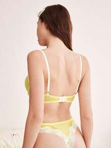 Eraneu 2pcs Bright Yellow Semi-Sheer Underwire Lace Patchwork Lingerie Set For Women - Yellow - View 4
