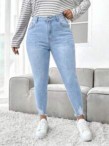 SHEIN ICON 大码女式口袋纽扣休闲百搭日常牛仔裤 - 淺色水洗藍 - 查看 1