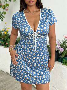 SHEIN EZwear 大码女士夏季性感印花深V领系带修身连衣裙 - 杏色 - 查看 6
