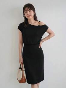 SHEIN LUNE 素色不對稱領緊身連衣裙 - 黑色 - 查看 3