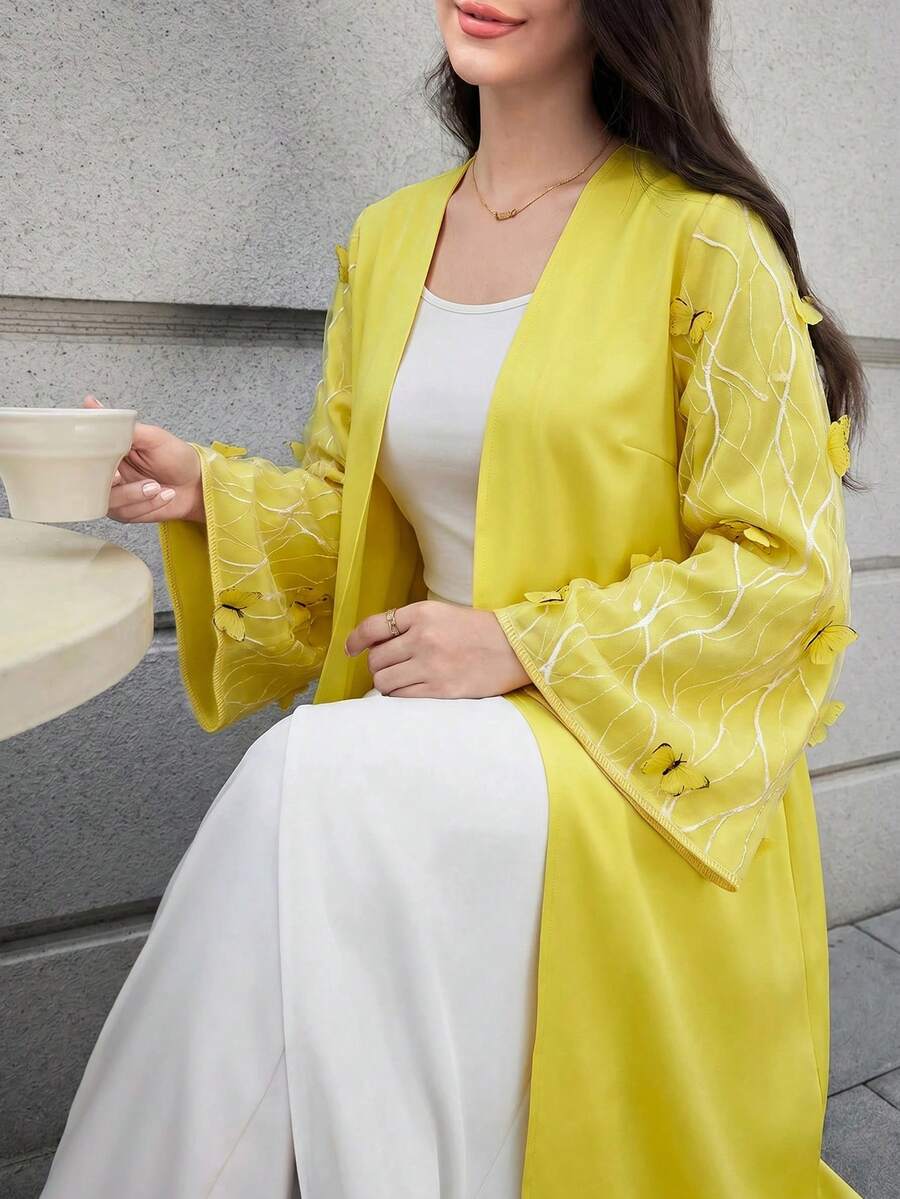 Al Najma 女款優雅3D蝴蝶裝飾長袍 - 黃色 - 查看 1