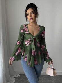 Rafferiza 法式休閒性感度假風女款 T-shirt，網紗花卉領結設計、不對稱下擺荷葉邊、長袖，Ibiza 風格 - 軍綠色 - 查看 3