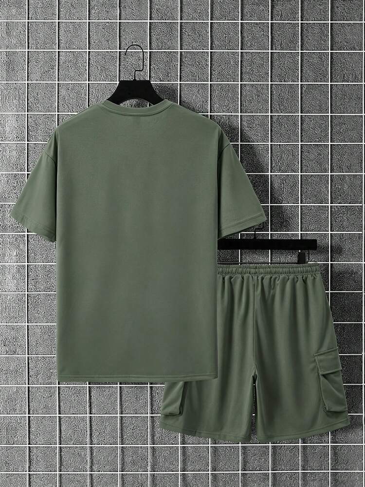 Manfinity Homme Conjunto de 2 piezas casual para uso diario de hombre con camiseta de manga corta de unicolor y pantalones cortos cargo con cintura de cordón - Verde militar - Añade 2