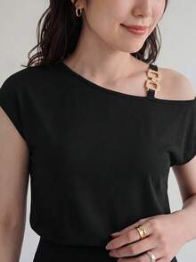 SHEIN LUNE 素色不對稱領緊身連衣裙 - 黑色 - 查看 1