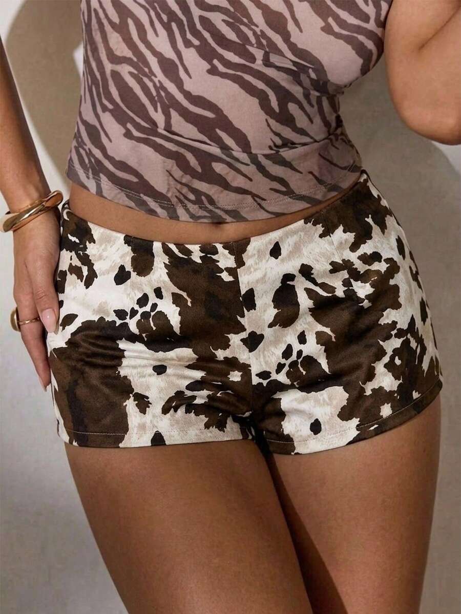 Aloruh Sexy Hot Girl Autumn/Winter Music Festival Ultra Low Waist Ultra Short Animal Print Women's Shorts - Multicolor - View 1