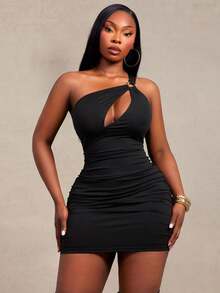 SHEIN SXY Plus Size Women Solid Color One Shoulder Metal Decor Pleated Sexy Date Rave Dress Black Summer - Black - View 4