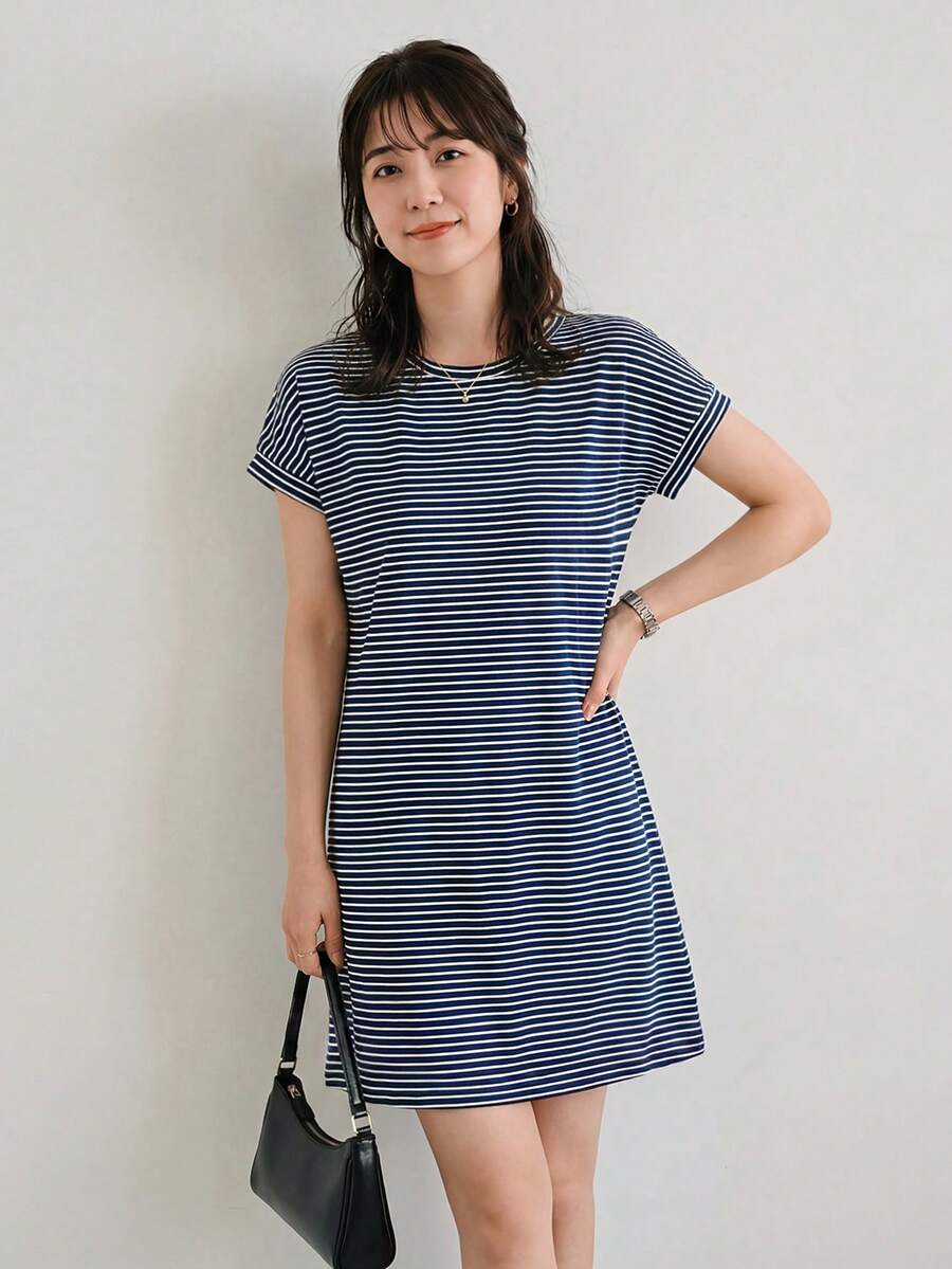 SHEIN LUNE 條紋印花口袋細節T恤連衣裙 - 藏蓝色 - 查看 1