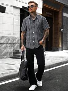 Manfinity CasualCool 男士度假格紋單排扣短袖口袋襯衫 - 彩色 - 查看 5