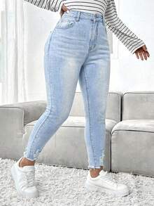 SHEIN ICON 大码女式口袋纽扣休闲百搭日常牛仔裤 - 淺色水洗藍 - 查看 6