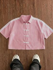 EASEVO Camisa de manga corta a rayas para hombre de talla grande con diseño de botones de rana - Rojo y blanco - Ver 1
