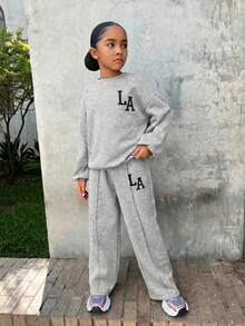 SHEIN 少女休閒「LA」字母印花針織素色寬鬆落肩長袖衛衣與百褶寬腿運動褲套裝，女孩秋季服飾，女孩秋季穿搭，女孩冬季服飾 - 灰色 - 查看 9
